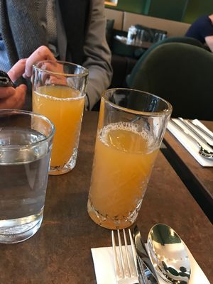 AMAZING APPLE JUICE at Le Potager de Charlotte - Rennequin in Paris