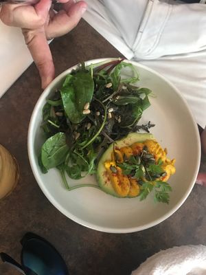 Avocado dish at Le Potager de Charlotte - Rennequin in Paris