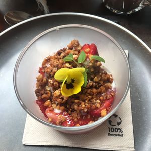 petit déjeuner tardif  at Le Potager de Charlotte - Rennequin in Paris