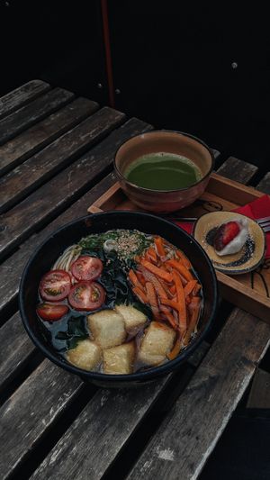Vegan ramen at Mari's MetchaMatcha Wasyoku in Vienna