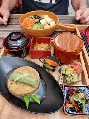 Vegan summer special Grilled tofu steak, miso, rice and 3 tapas; Tofu Udon at Mari's MetchaMatcha Wasyoku in Vienna