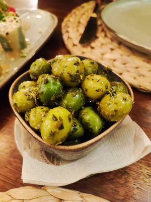 Aceitunas at Coco Cuina Viva in Cadaques