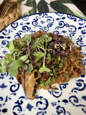 Risotto de remolacha y shitakes at Coco Cuina Viva in Cadaques
