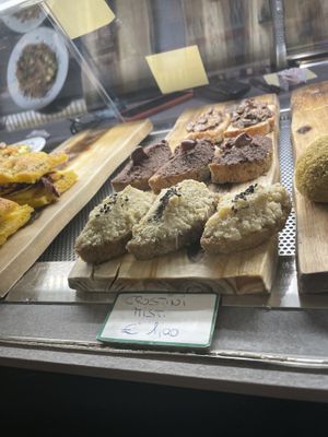 Some sandwiches   at Va Pensiero Nutrition Cafe in Venice