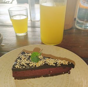 Raw beetroot & chocolate cake at Blue Earth Village in Bunutan