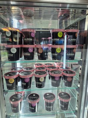 5 different vegan flavours at Vermont Pizzeria in Vermont