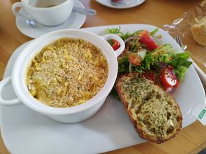 Vegan mac n cheese at Pixie Bakes Cakery and Coffee Shop in Tintwistle