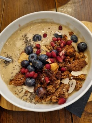 Low carb snickers bowl at TINK in Ljubljana