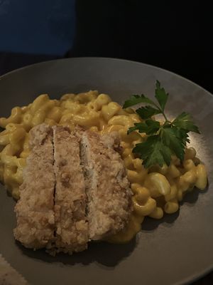 Smack n cheese with chicken   at Modern Shaman in Whittier