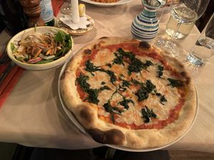 Pizza Verde - Tomatoes, Rice-Mozarella, Spinach #Veganuary at Il Caminetto Terra Mia in Linz