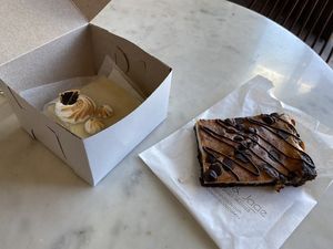 Brownie (to the right) at Hazel & Jade Bakery in San Diego