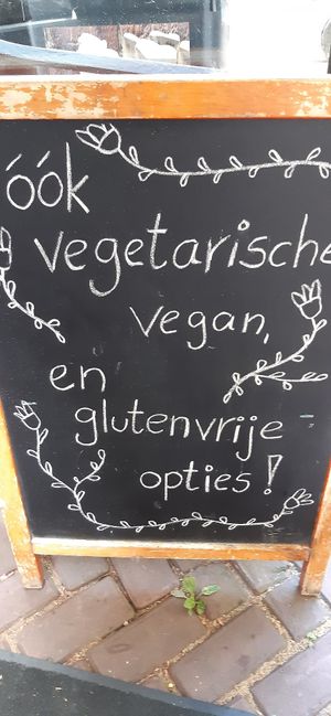 Swolsch friethuys has labeled vegan options at Swolsch Friethuys in Zwolle