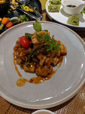 Fried mushrooms at Ru Shi in Dongguan