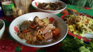 Mi quang at Quan Chay - Cua Dai in Hoi An