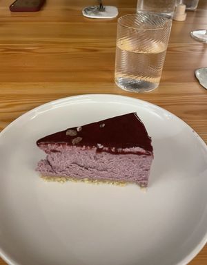 Cheesecake ai frutti rossi at Herbe in Reggio Emilia