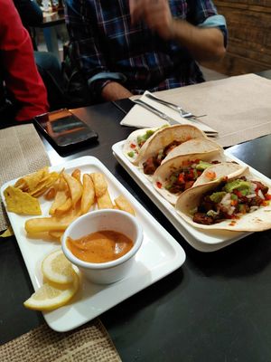 Tacos at La Factoría Vegana in Leon