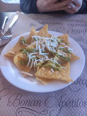 Tapas at La Factoría Vegana in Leon