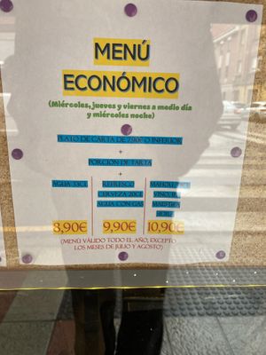 Menu of the day at La Factoría Vegana in Leon