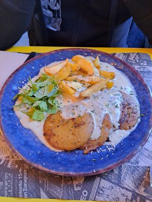 Seitán en salsa at La Factoría Vegana in Leon