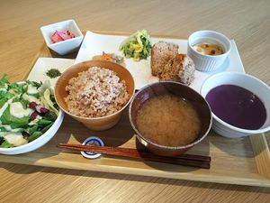 LUNCHI at Kiseki no Shokutaku in Yokohama