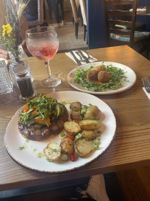   at Red Lion in Marlborough