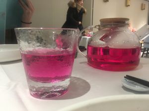 Complimentary tea  at Hé Tián SùShí 荷恬素食 in Dalian