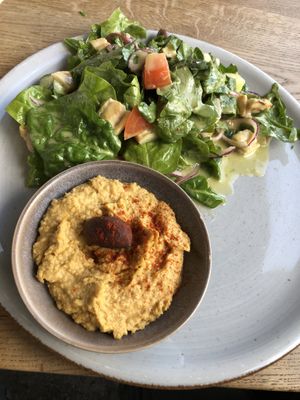 spinach salad with hummus  at Brauhaus Sacher in Leonberg