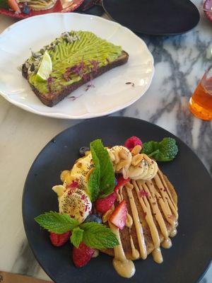 Vegan pancake with chosen topping (peanut butter and banana) at Manjerica in Lisbon