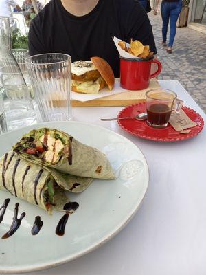  at Manjerica in Lisbon