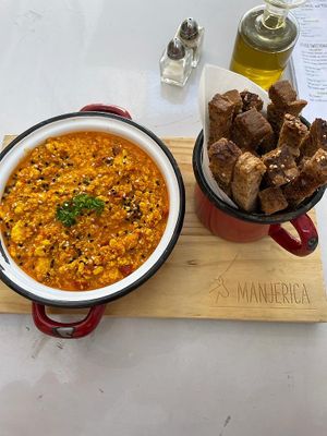 Scrambled tofu at Manjerica in Lisbon