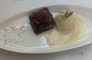 Brownie com gelado de pistachio   at Manjerica in Lisbon