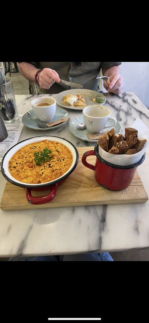 Tofu scramble and pancakes (half eaten !)  at Manjerica in Lisbon