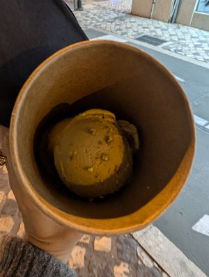 Pistachio vegan ice cream! at Manjerica in Lisbon
