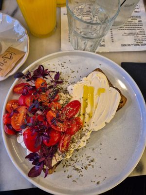 What a lovely cashew cheese/tomato bread. #Veganuary at Manjerica in Lisbon