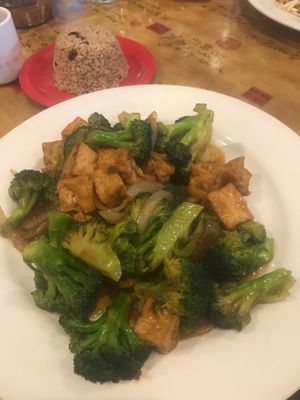 Broccoli and onions with tofu in brown sauce at Oriental Jade in Bangor