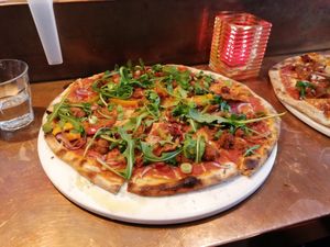 Vegan pizzaaa at Eetwinkel Buurman en Buurman - Rodeweg in Groningen