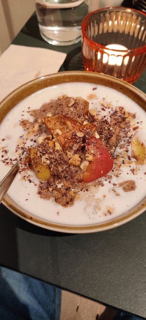 Oatmeal w apple and hazelnut butter at Pom & Flora in Stockholm