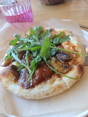 🍕 at Better Way 素研 - Sù Yán Sù Shí Cān Tīng - Minzheng St in Dalian