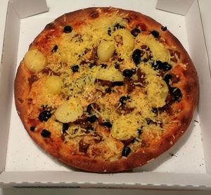 258 Vean Deep Dish Pizza #9 at Stenovn Delicato Pizza & Sharwarma in Odense