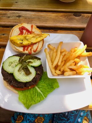 black bean burger at Palmar Beach Lodge in Bastimento