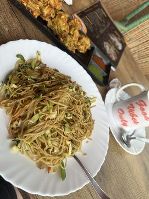 Veg chowmein   at Good Vibes Cafe in Agra