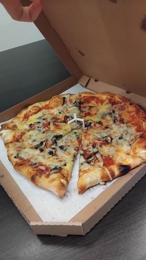 Vegan pizza mnamkaa at Vegan Pub in Bratislava