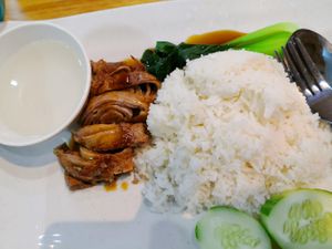 烧吉香饭 at Leaf Corner 慈素 - Sembawang in North Singapore