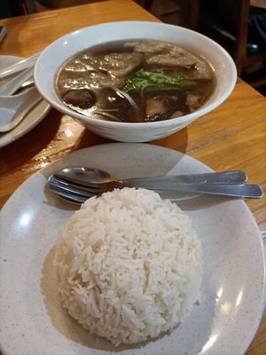  at Leaf Corner 慈素 - Sembawang in North Singapore