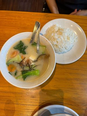  at Leaf Corner 慈素 - Sembawang in North Singapore