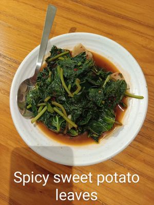  at Leaf Corner 慈素 - Sembawang in North Singapore