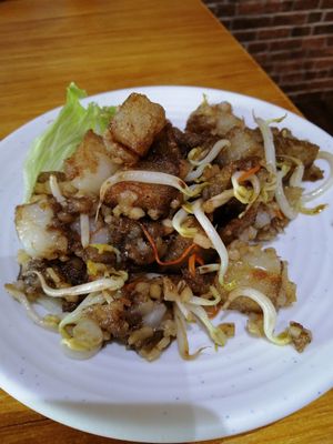 Carrot cake at Leaf Corner 慈素 - Sembawang in North Singapore