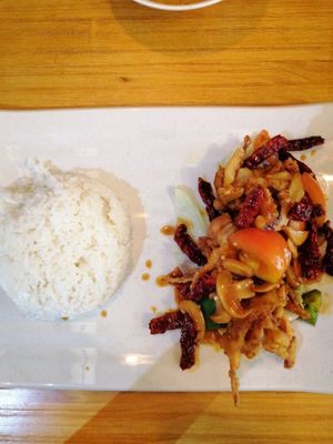 Going bao mushrooms rice set at Leaf Corner 慈素 - Sembawang in North Singapore