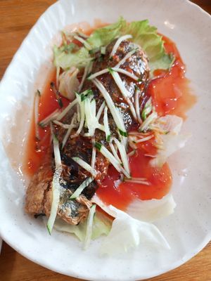 Sweet and sour fish at Leaf Corner 慈素 - Sembawang in North Singapore