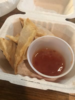 DELICIOUS crispy wontons - so good!! 😋😋 at Green Earth Vegan Cuisine in Toronto